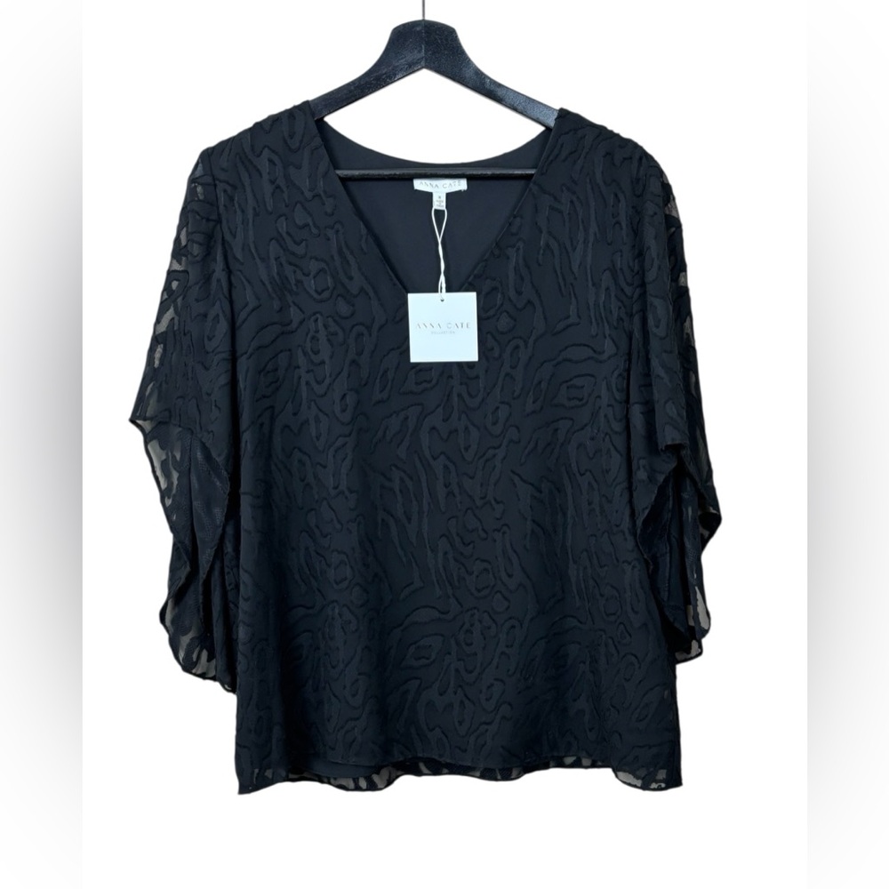Anna Cate Nina Top Black Lined